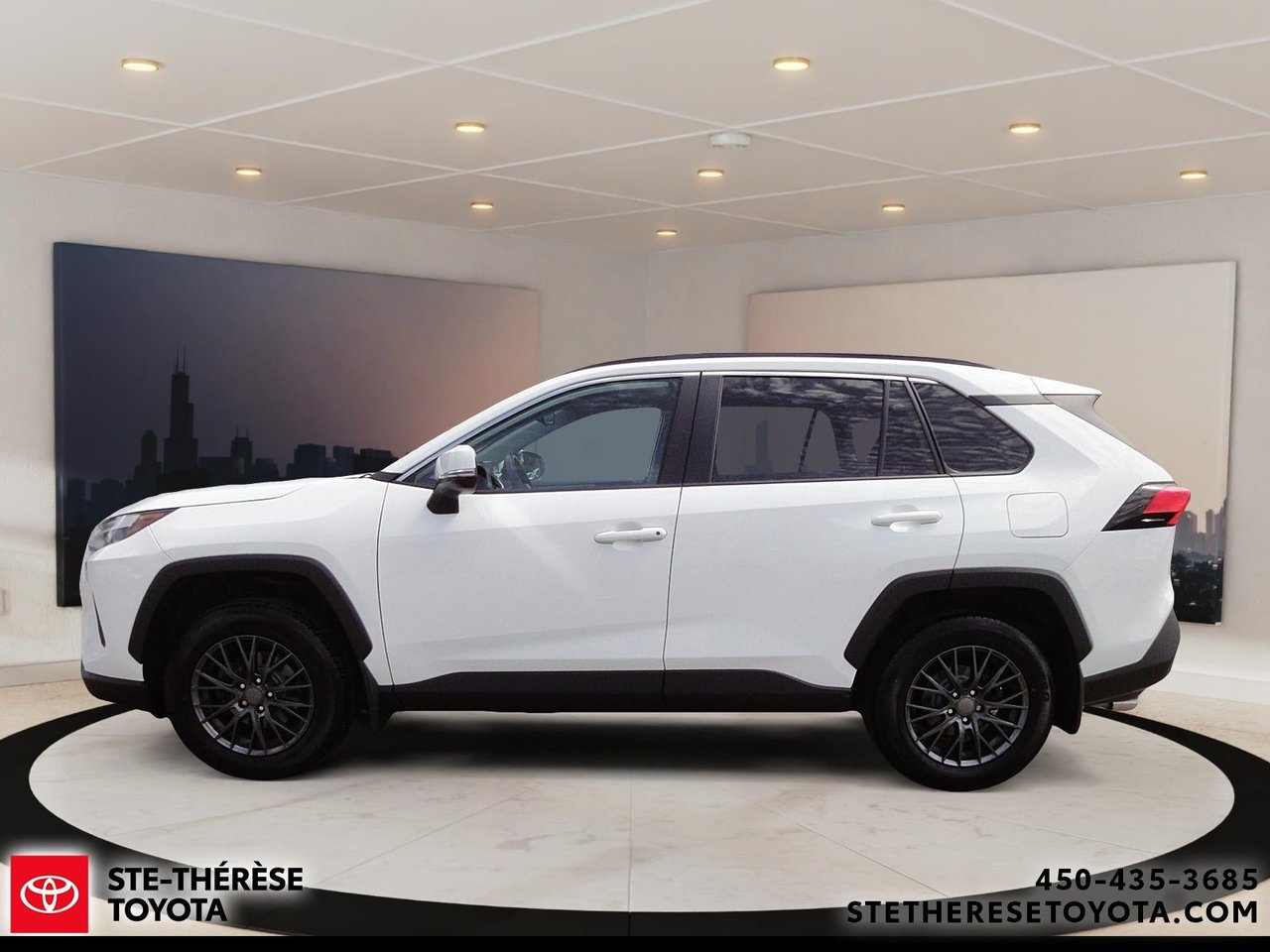 2022 Toyota RAV4 XLE AWD-0