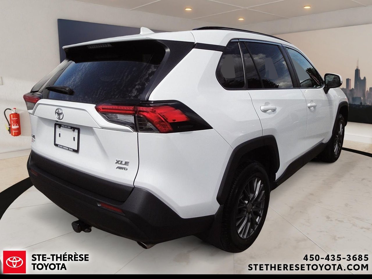2022 Toyota RAV4 XLE AWD-5