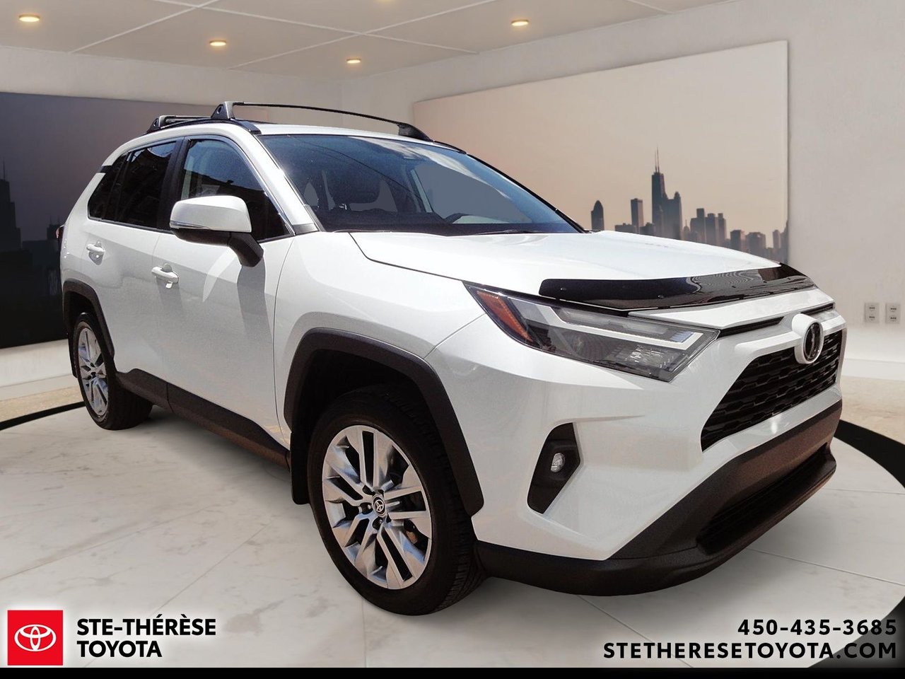 Toyota RAV4 XLE Premium 2023-2
