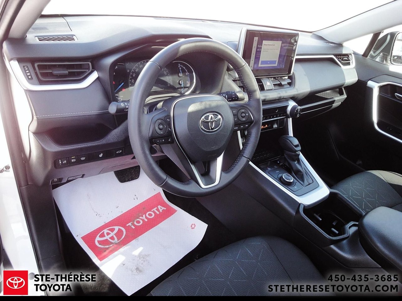 2024 Toyota RAV4 Hybrid XLE awd-15