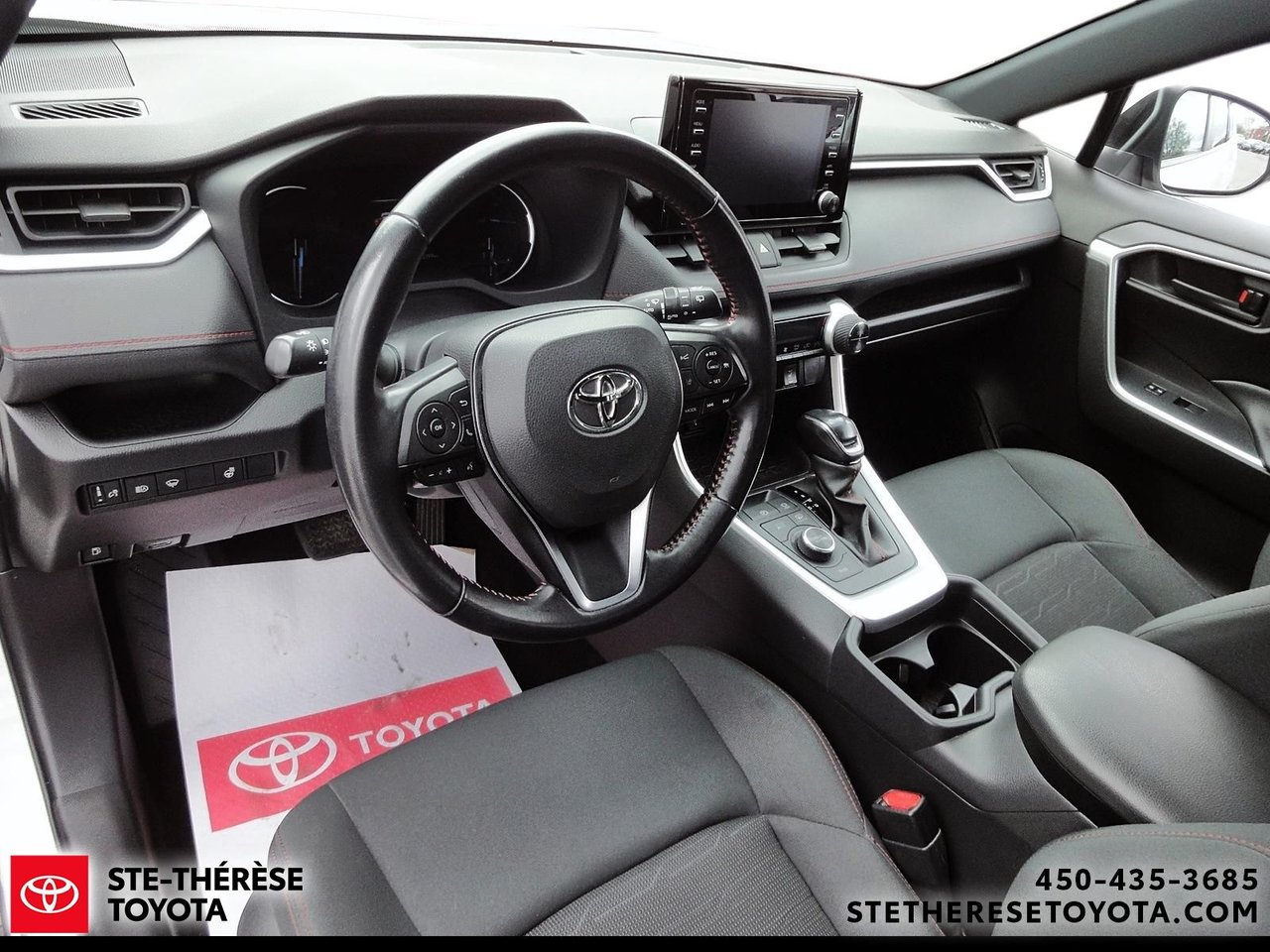 Toyota RAV4 XLE AWD Premium 2024-13