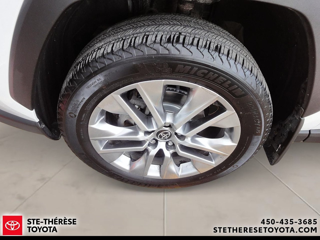 Toyota RAV4 XLE AWD Premium 2024-1
