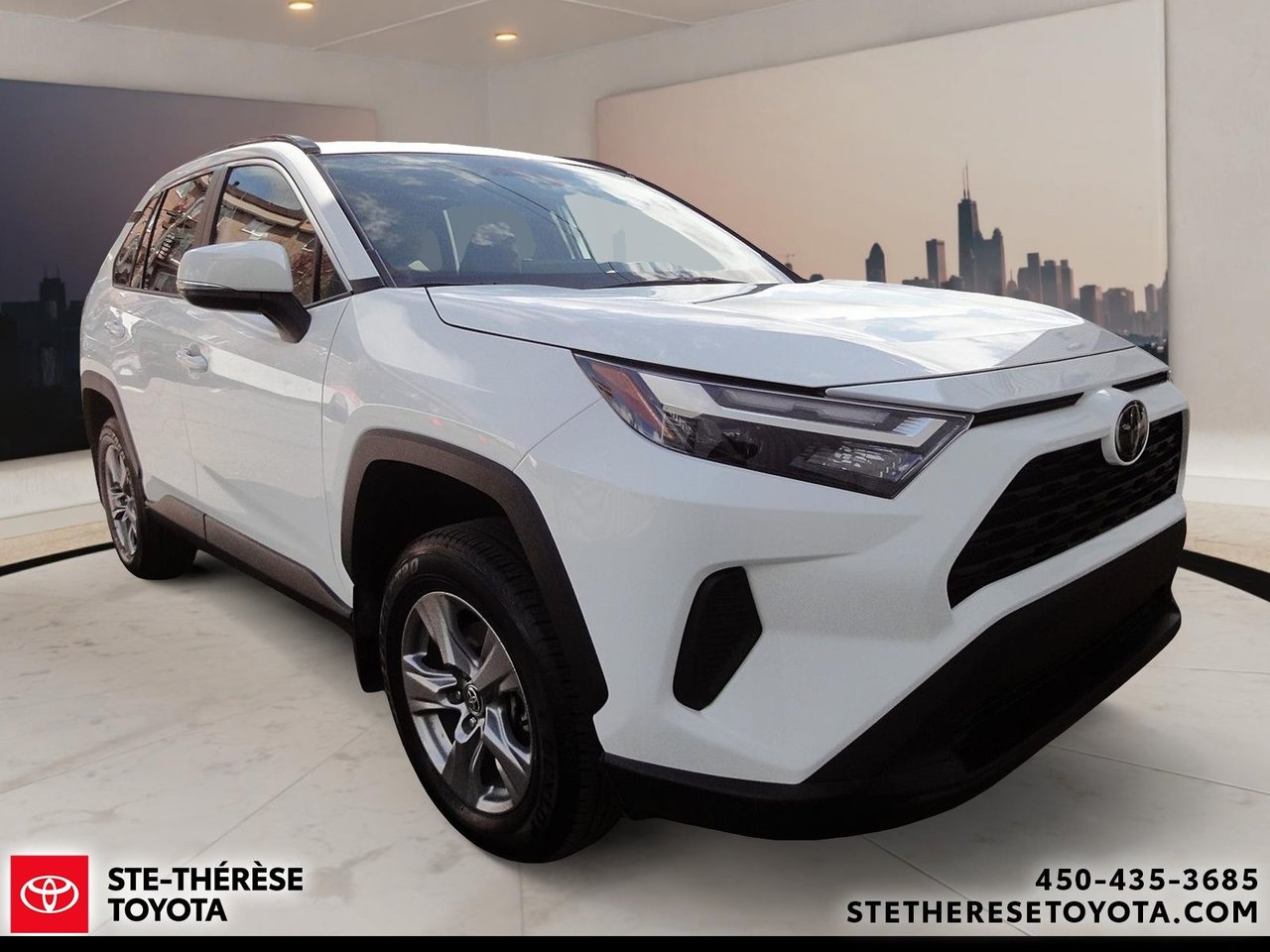 Toyota RAV4 XLE AWD 2024-2