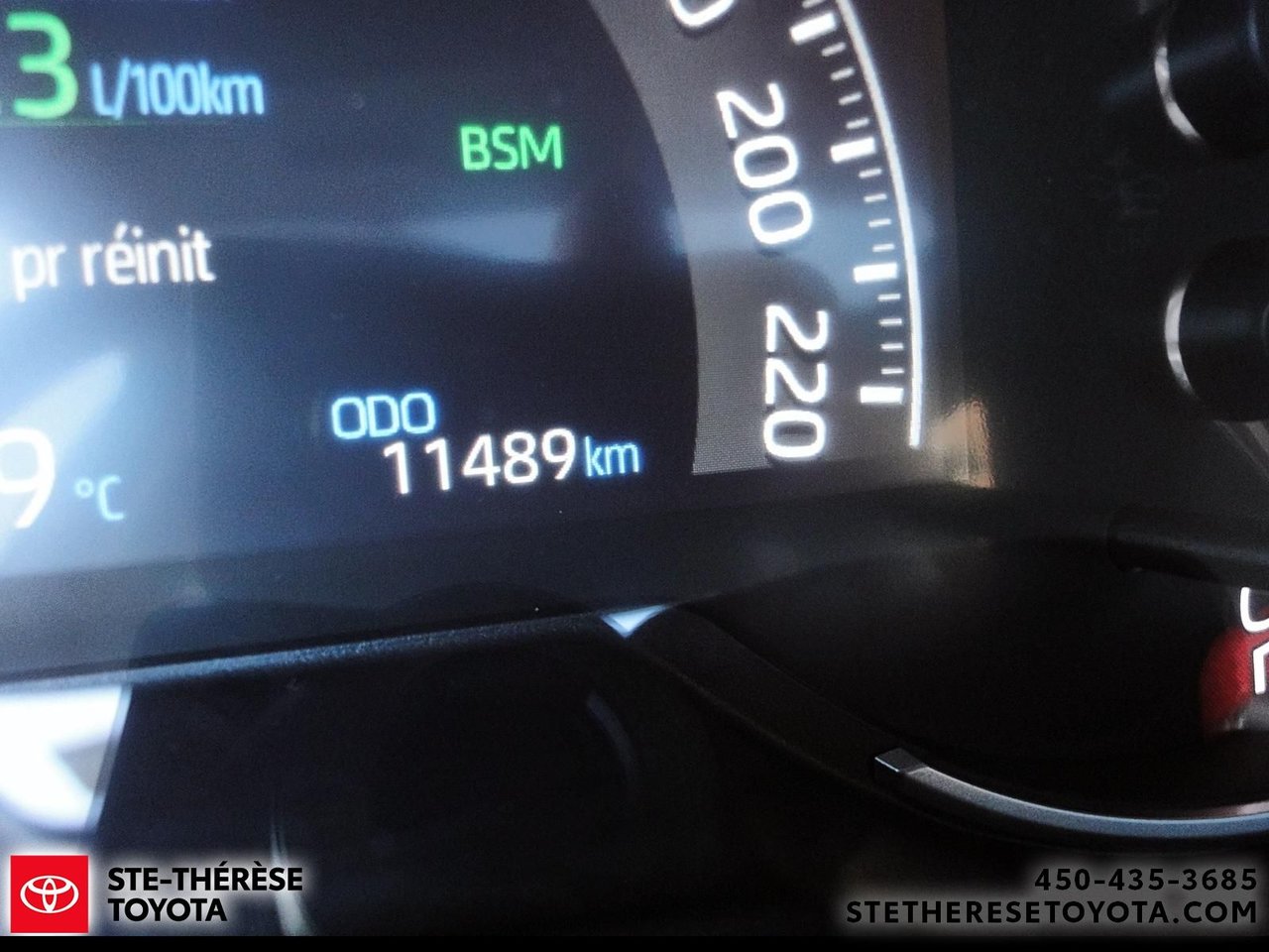 2024 Toyota RAV4 XLE AWD Premium-18