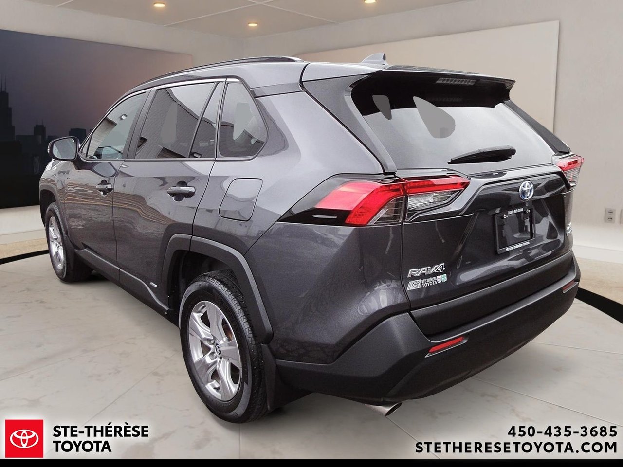 2024 Toyota RAV4 Hybrid XLE AWD-7