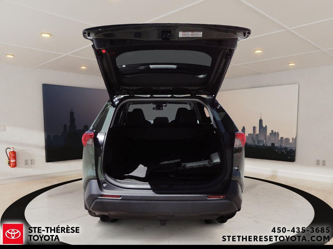 2025 Toyota RAV4 Hybrid AWD XLE Woodland-8