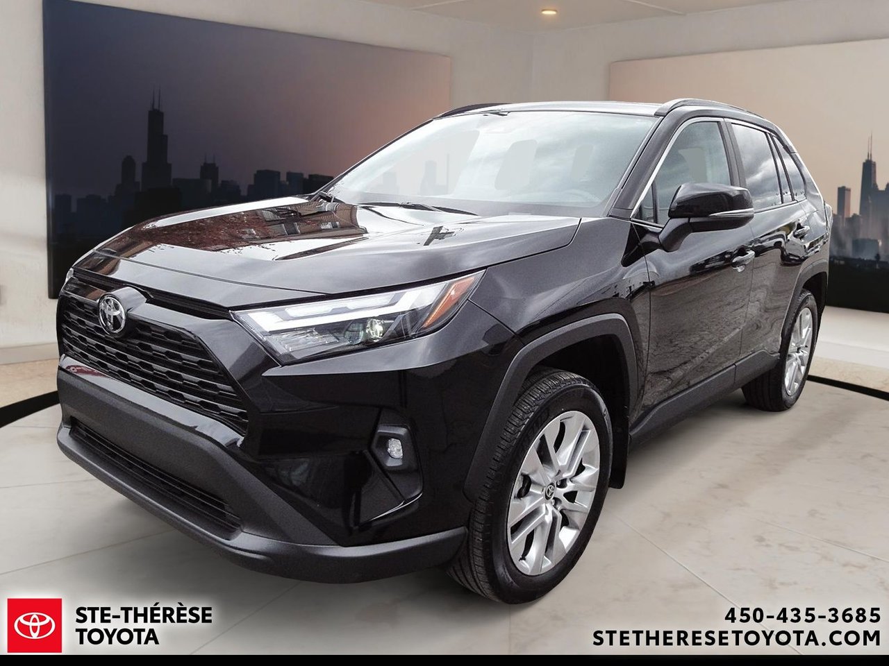 2025 Toyota RAV4 AWD XLE Premium-2
