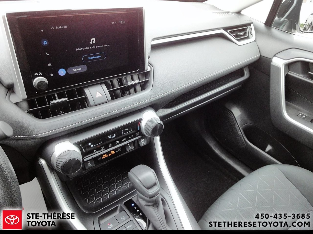 2025 Toyota RAV4 LE AWD-16