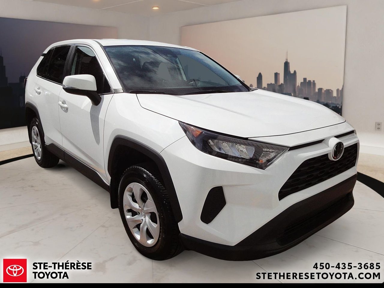 Toyota RAV4 LE AWD 2025-2