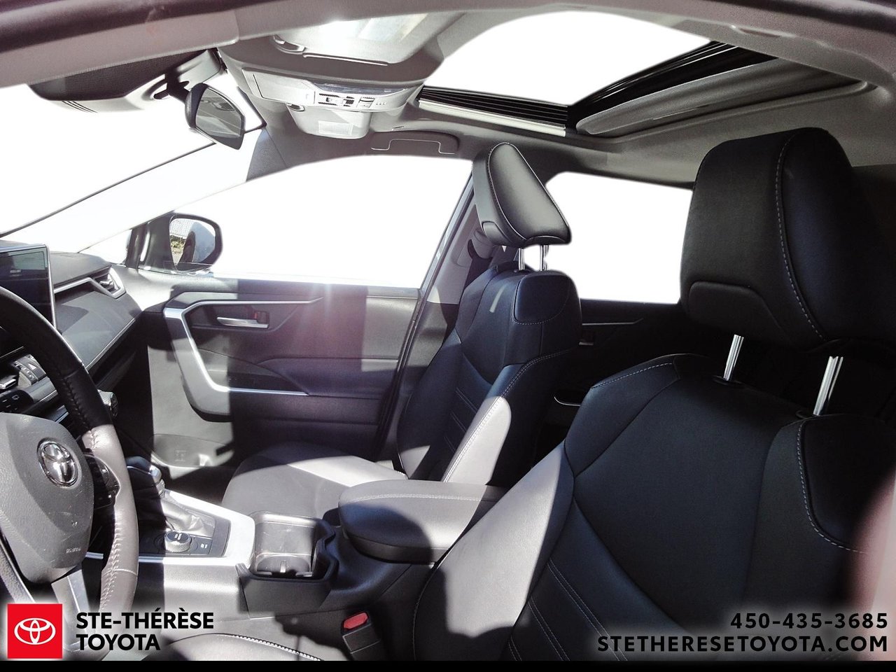 2025 Toyota RAV4 Hybrid XLE awd-10