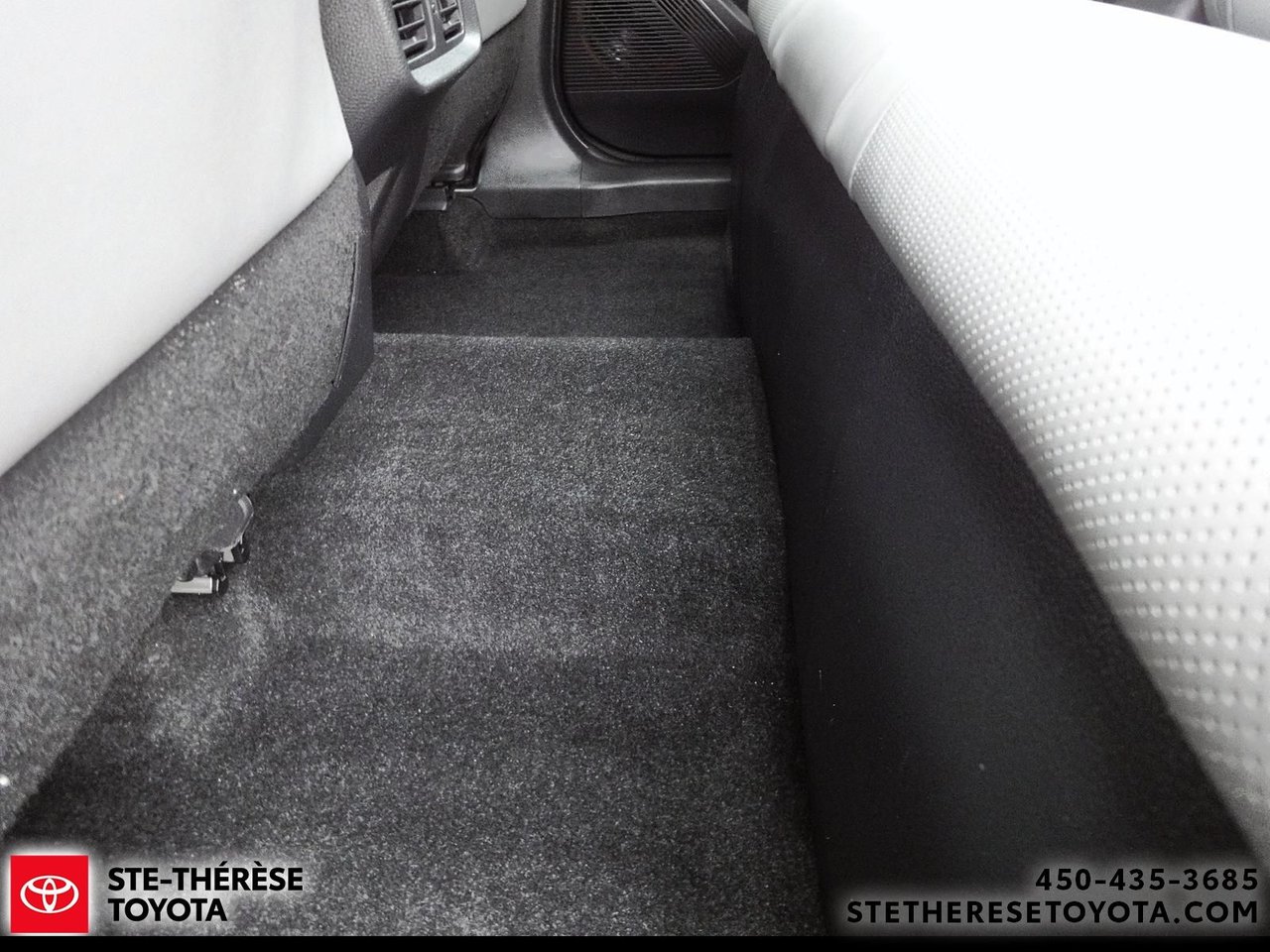 Toyota Venza XLE 2021-10