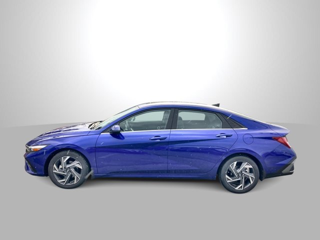 2024 Hyundai Elantra Luxury