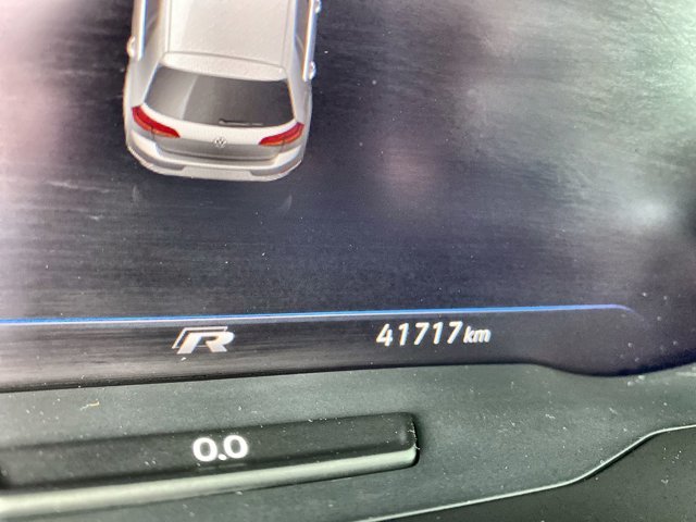 2018 Volkswagen Golf R BASE