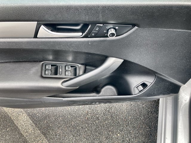 2014 Volkswagen Passat Trendline