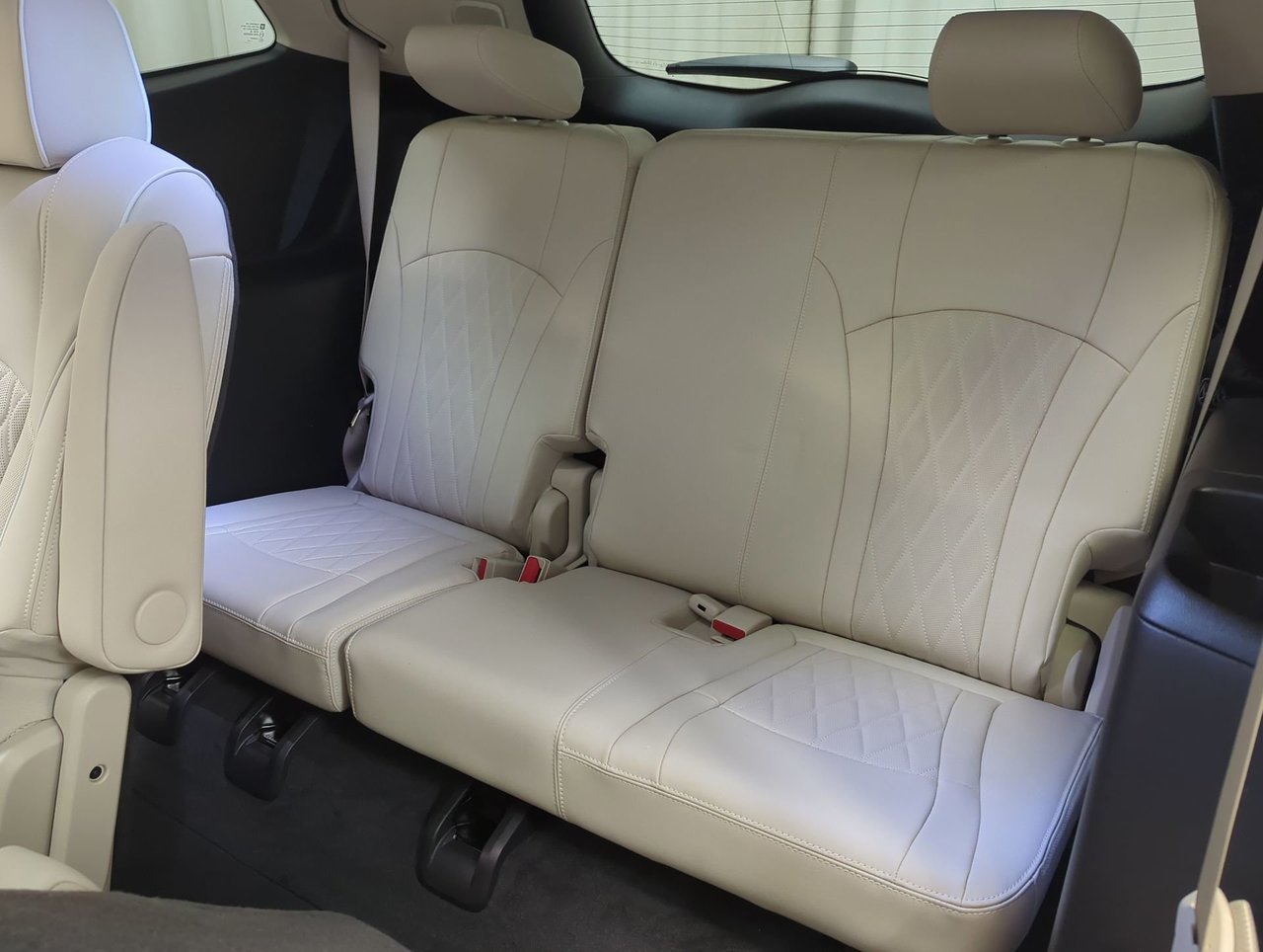 2022 Buick Enclave Avenir-23