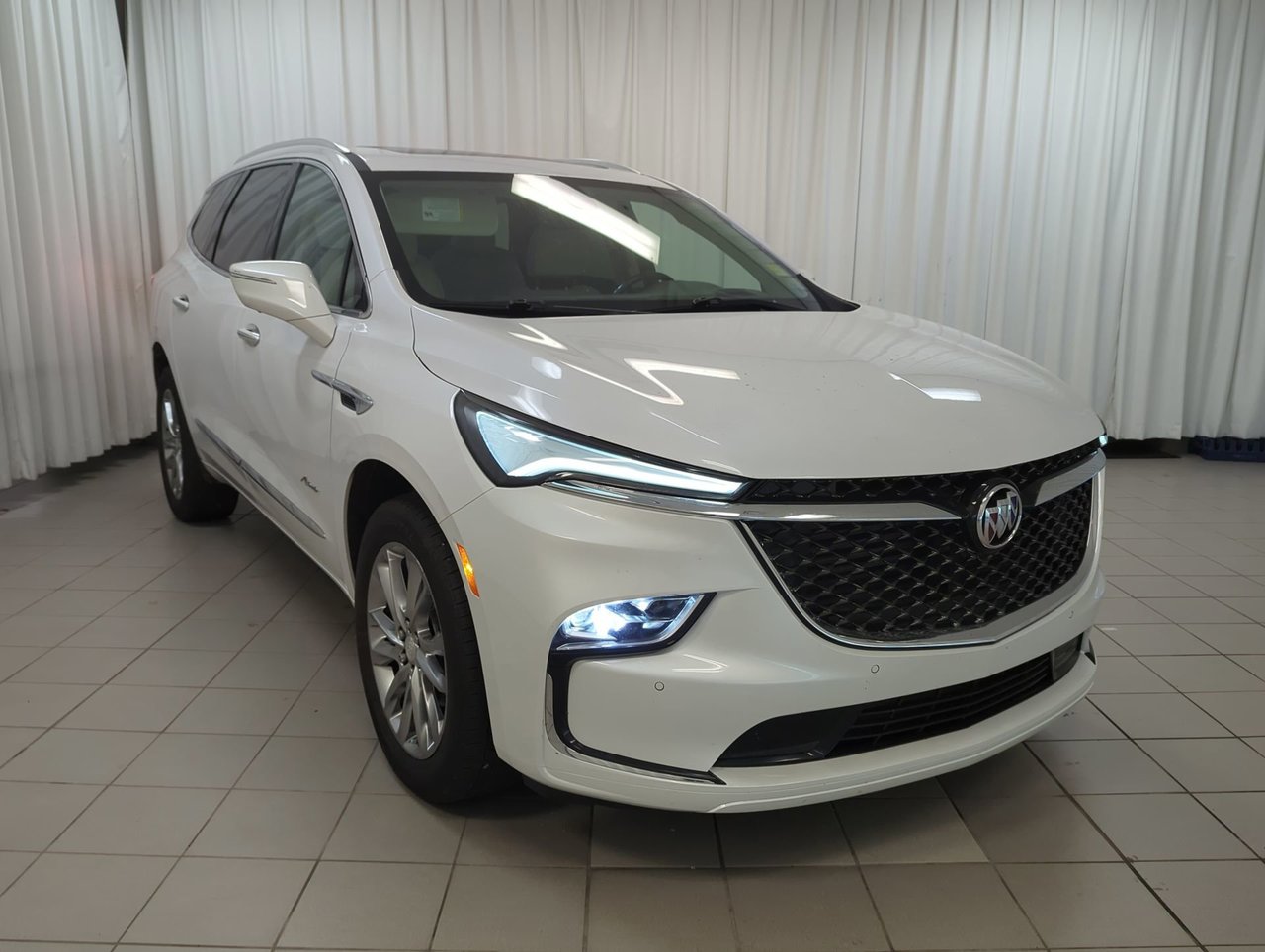 2022 Buick Enclave Avenir-1