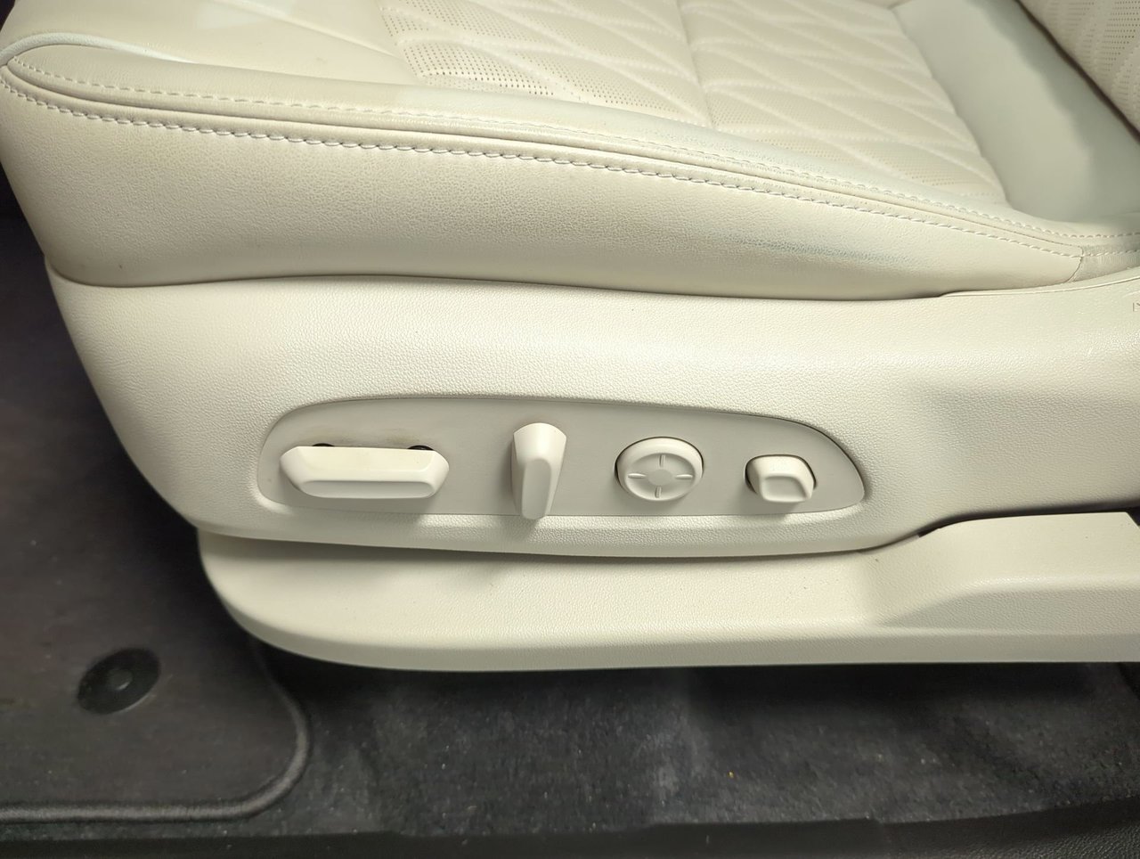 2022 Buick Enclave Avenir-11