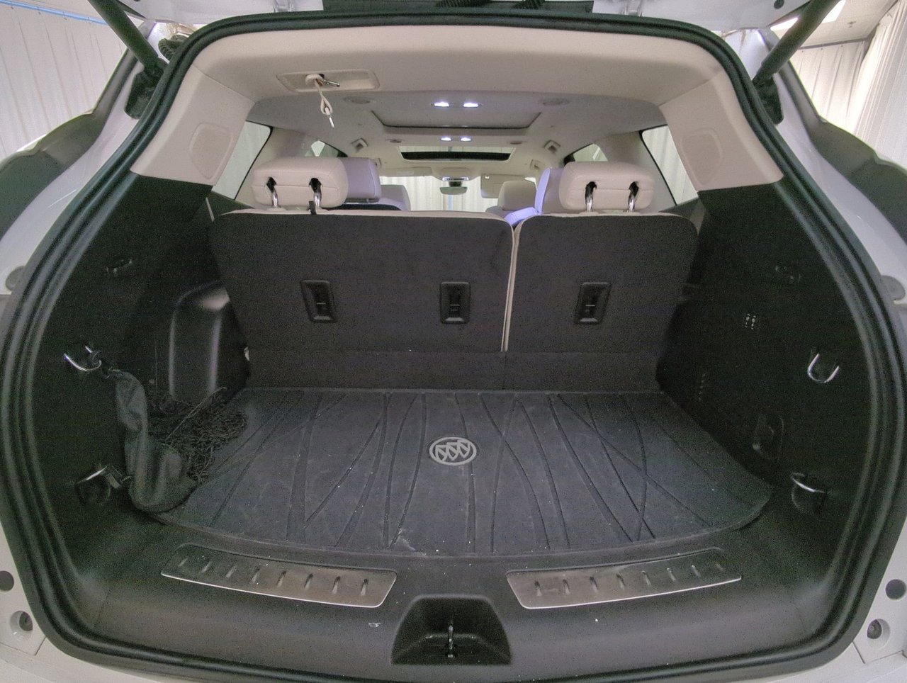 2022 Buick Enclave Avenir-24