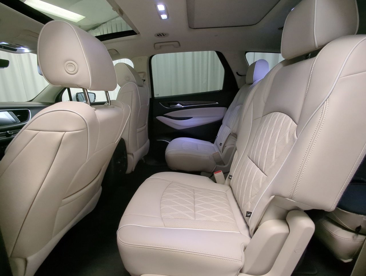 2022 Buick Enclave Avenir-22