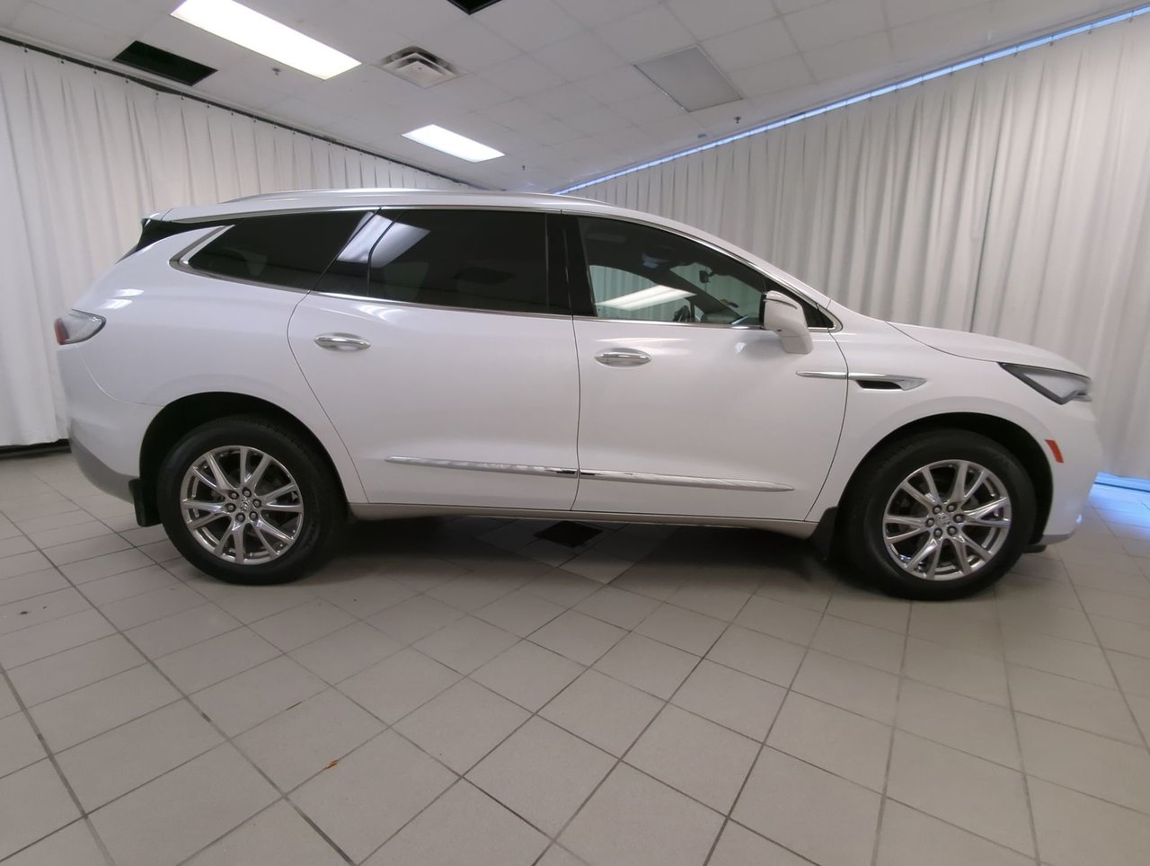 2023 Buick Enclave Premium-8