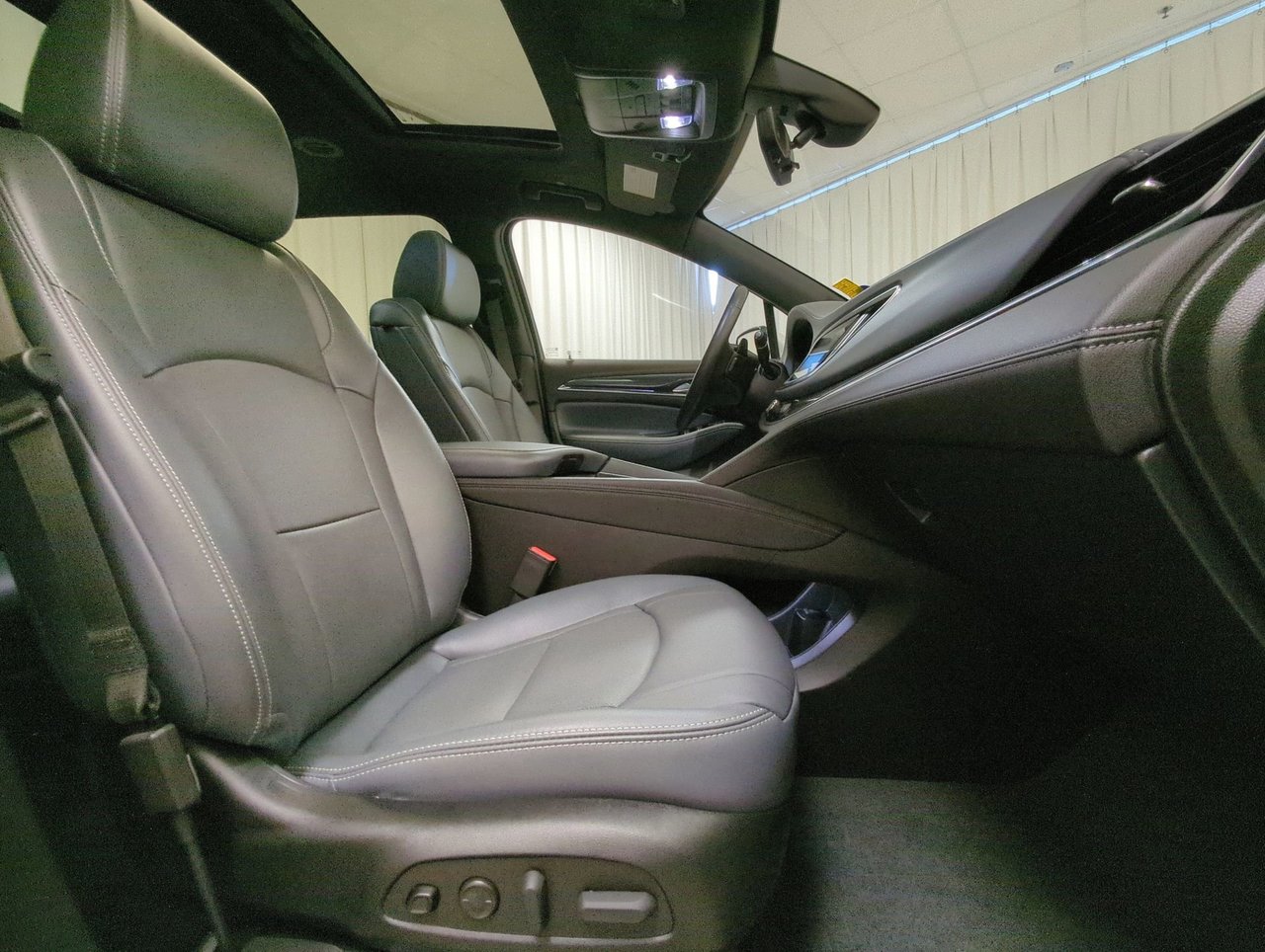 2023 Buick Enclave Premium-25