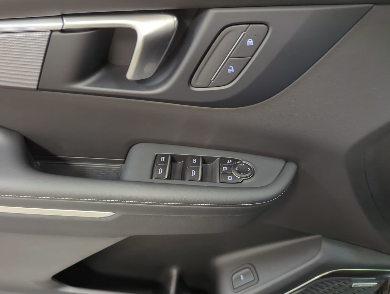 2026 Buick Enclave Sport Touring-12