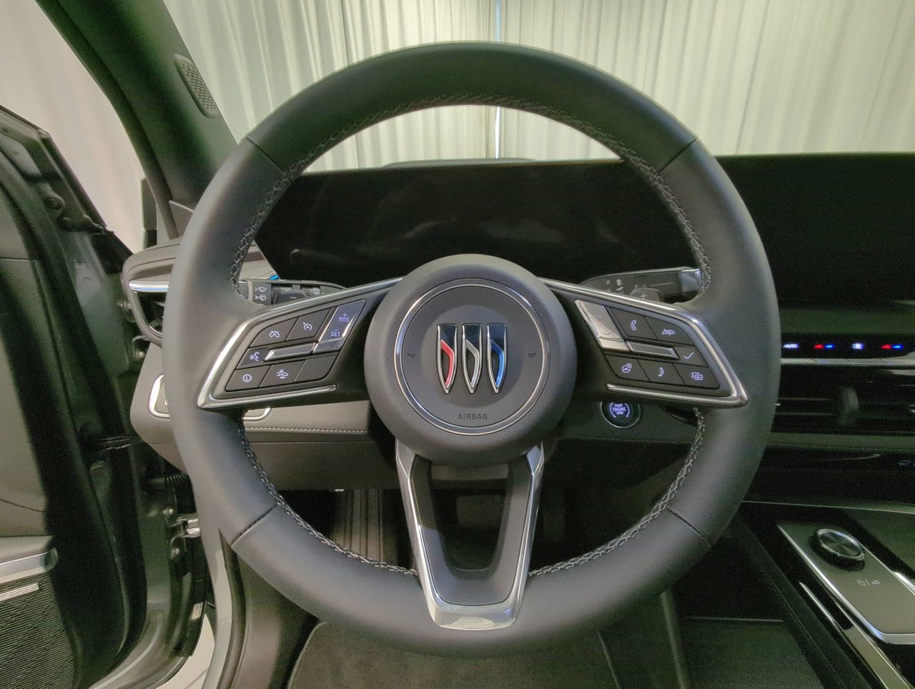 2026 Buick Enclave Preferred-13