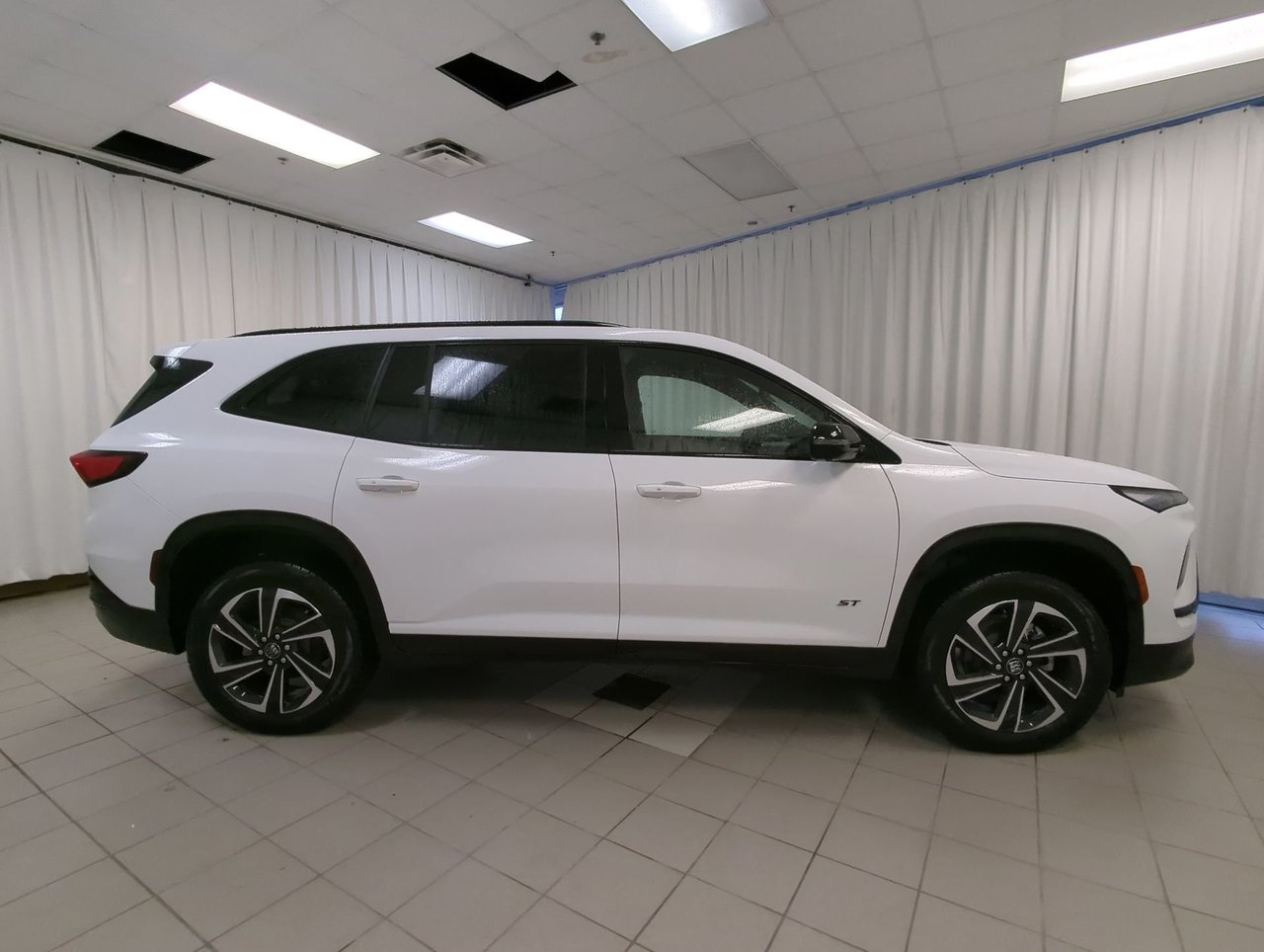 2026 Buick Enclave Sport Touring-8