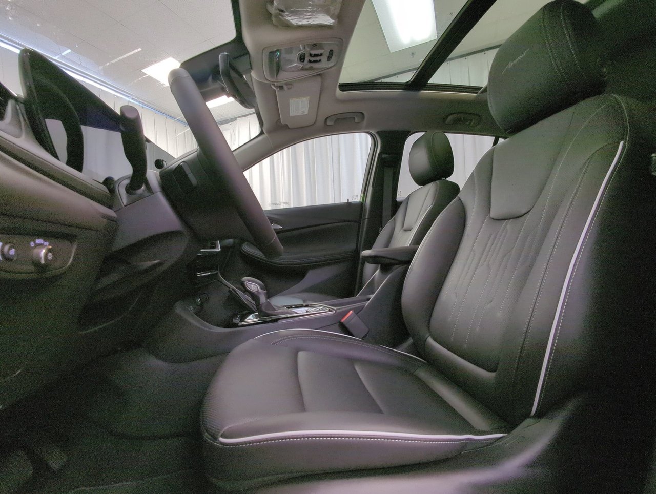 2024 Buick Encore GX Avenir-10