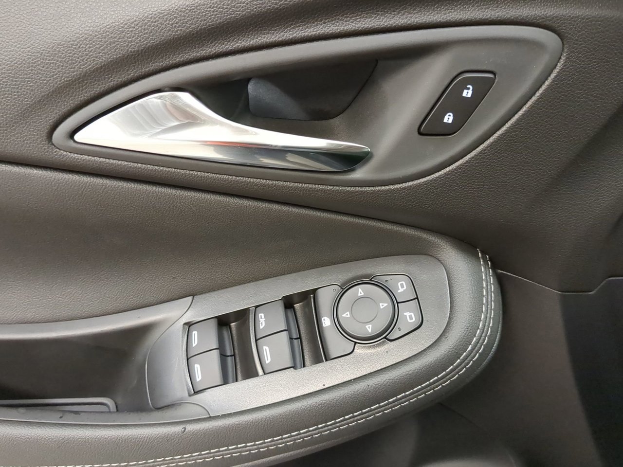 2025 Buick Encore GX Preferred-12
