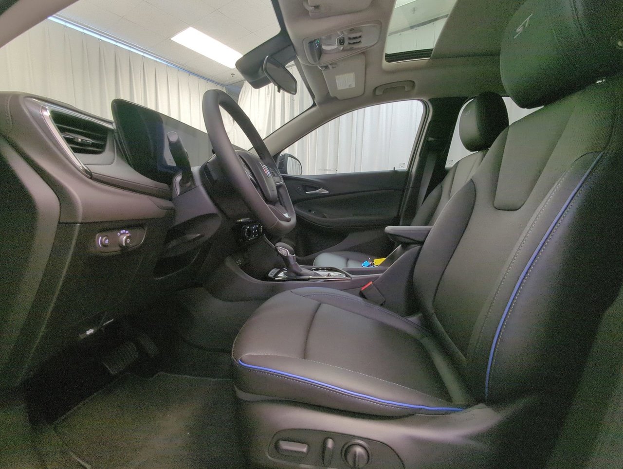 2025 Buick Encore GX Sport Touring-10