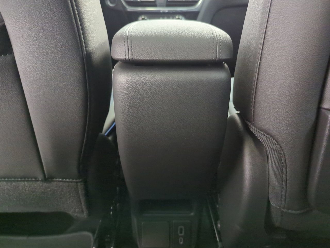 2026 Buick Encore GX Sport Touring-19