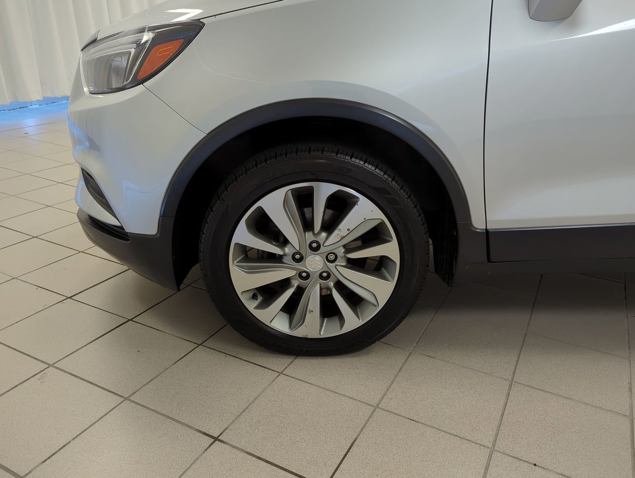 2017 Buick Encore Preferred-9