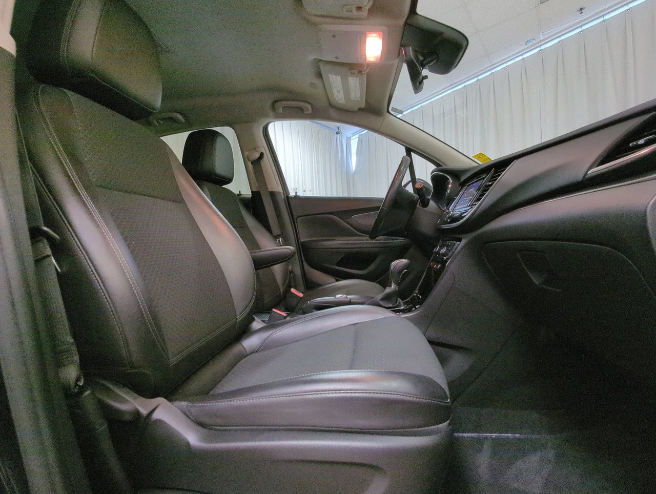 2022 Buick Encore Preferred-22