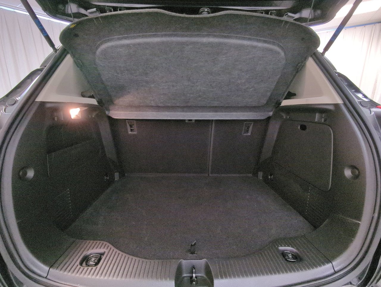 2022 Buick Encore Preferred-21