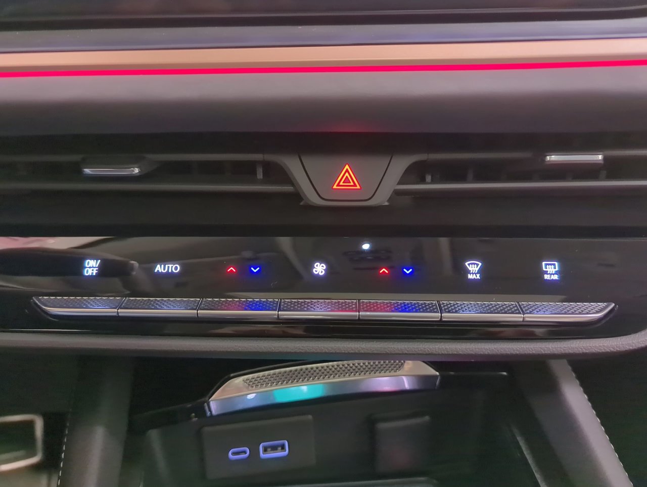 2026 Buick Envision Sport Touring-18