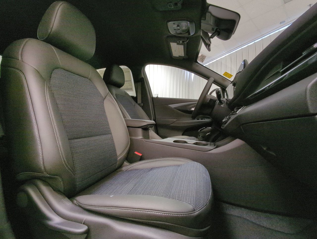 2025 Buick Envista Preferred-22