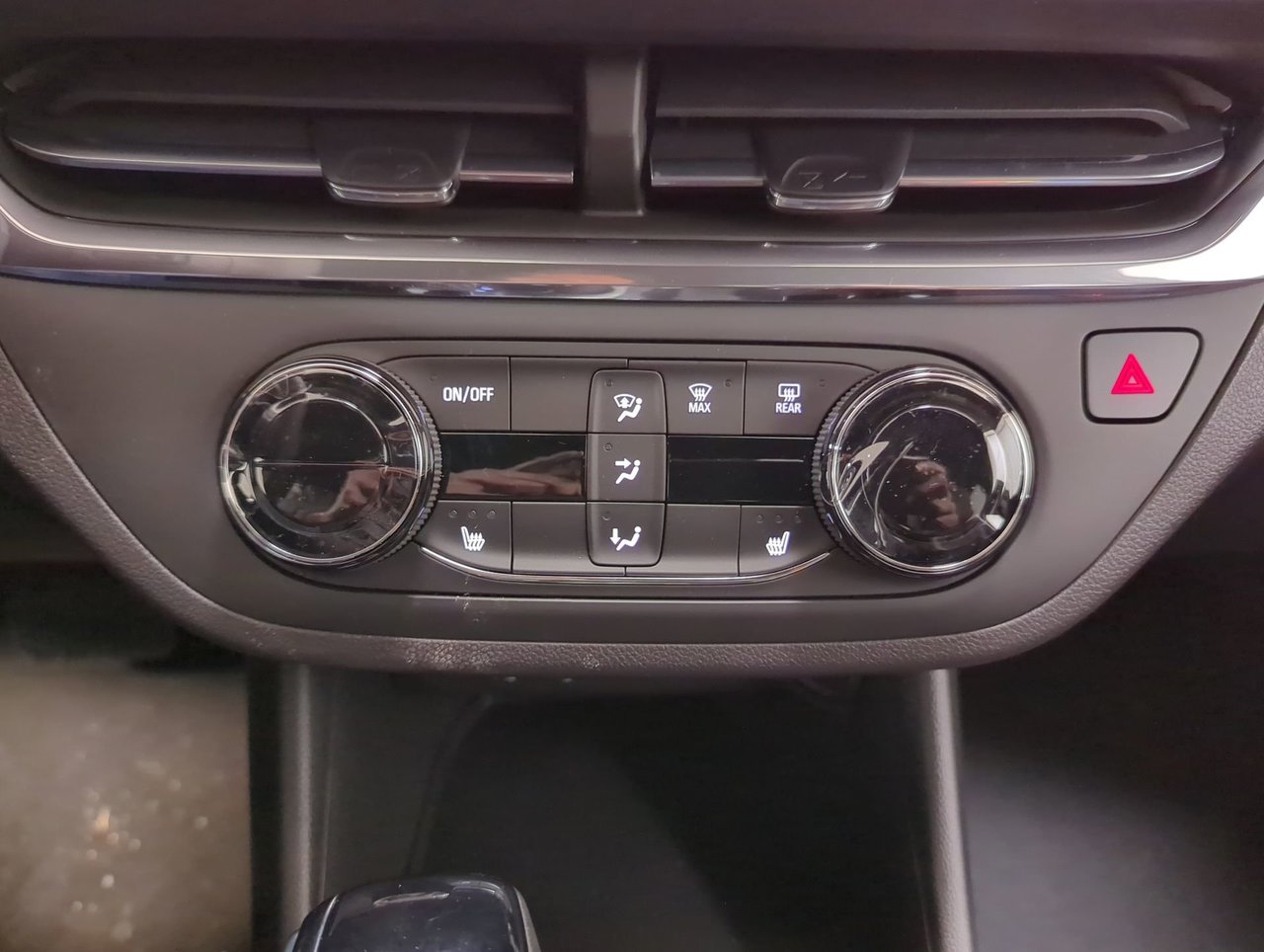 2025 Buick Envista Preferred-17