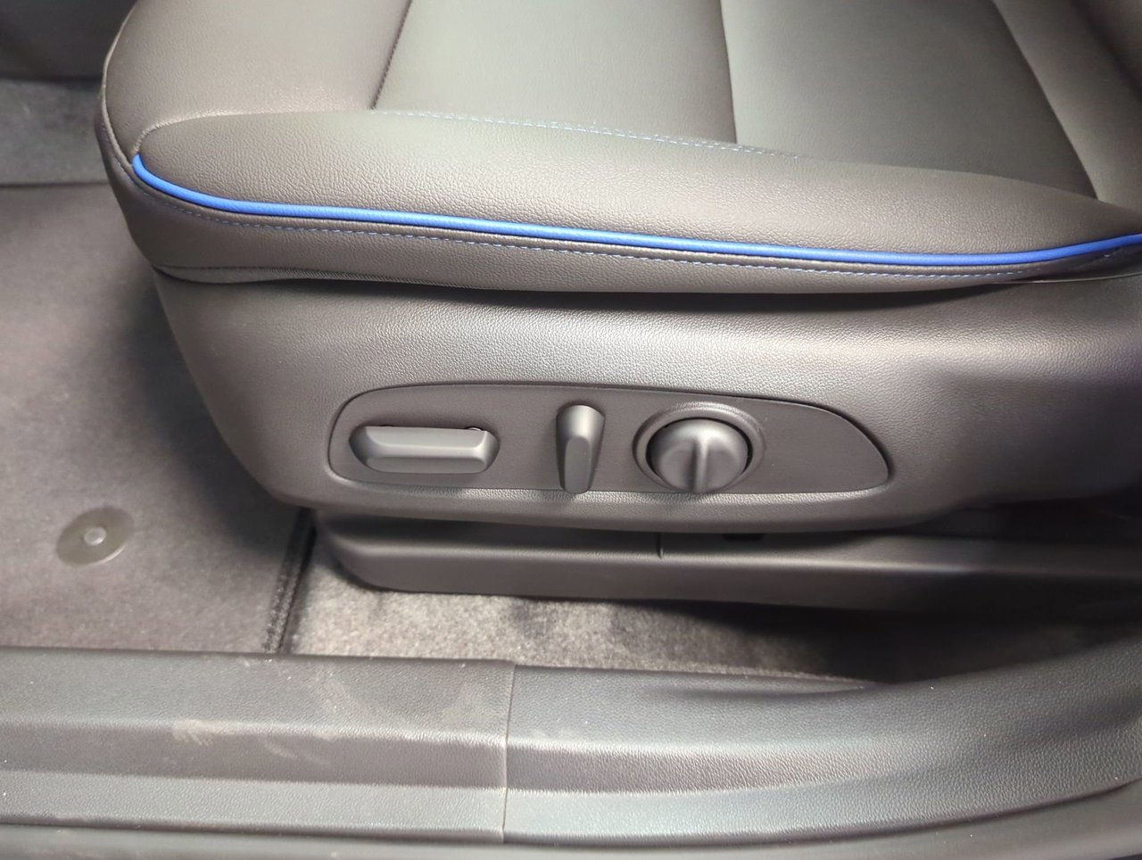 2026 Buick Envista Sport Touring-11