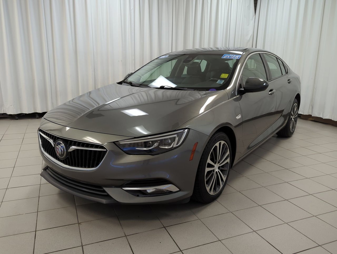 2018 Buick Regal Sportback Essence-9