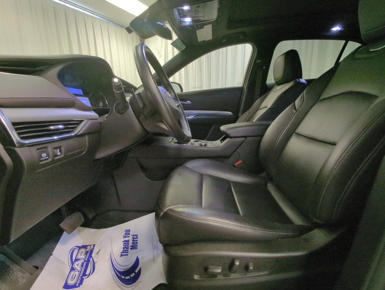 2020 Cadillac XT4 AWD Premium Luxury-10