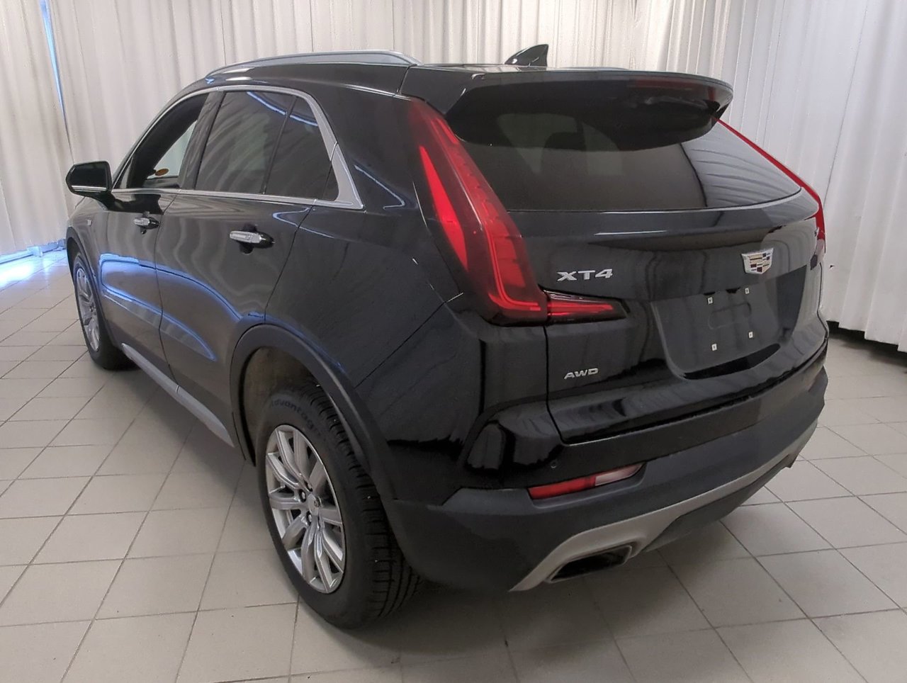 2020 Cadillac XT4 AWD Premium Luxury-5