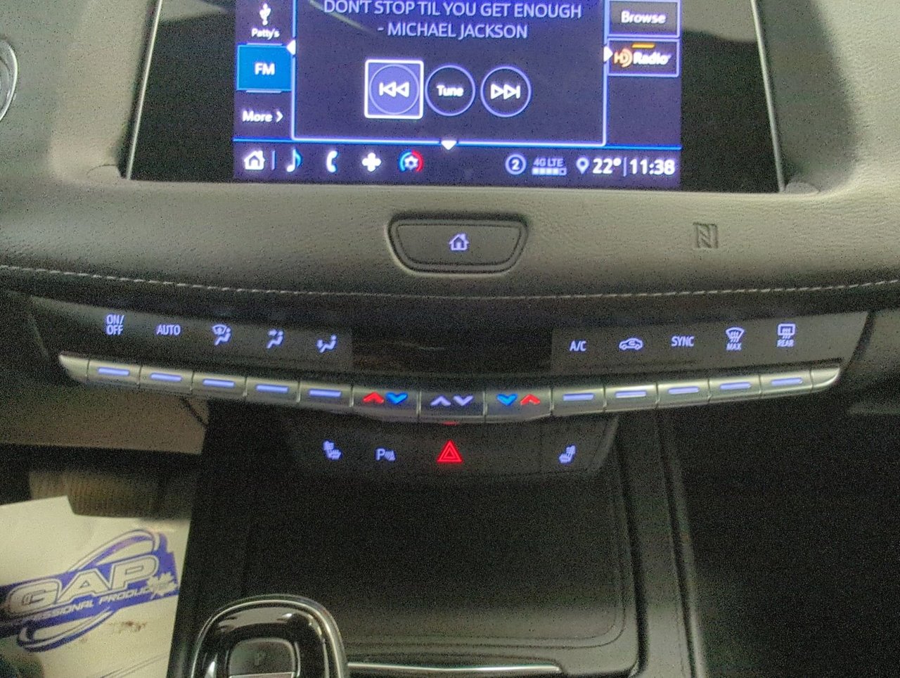 2020 Cadillac XT4 AWD Premium Luxury-18