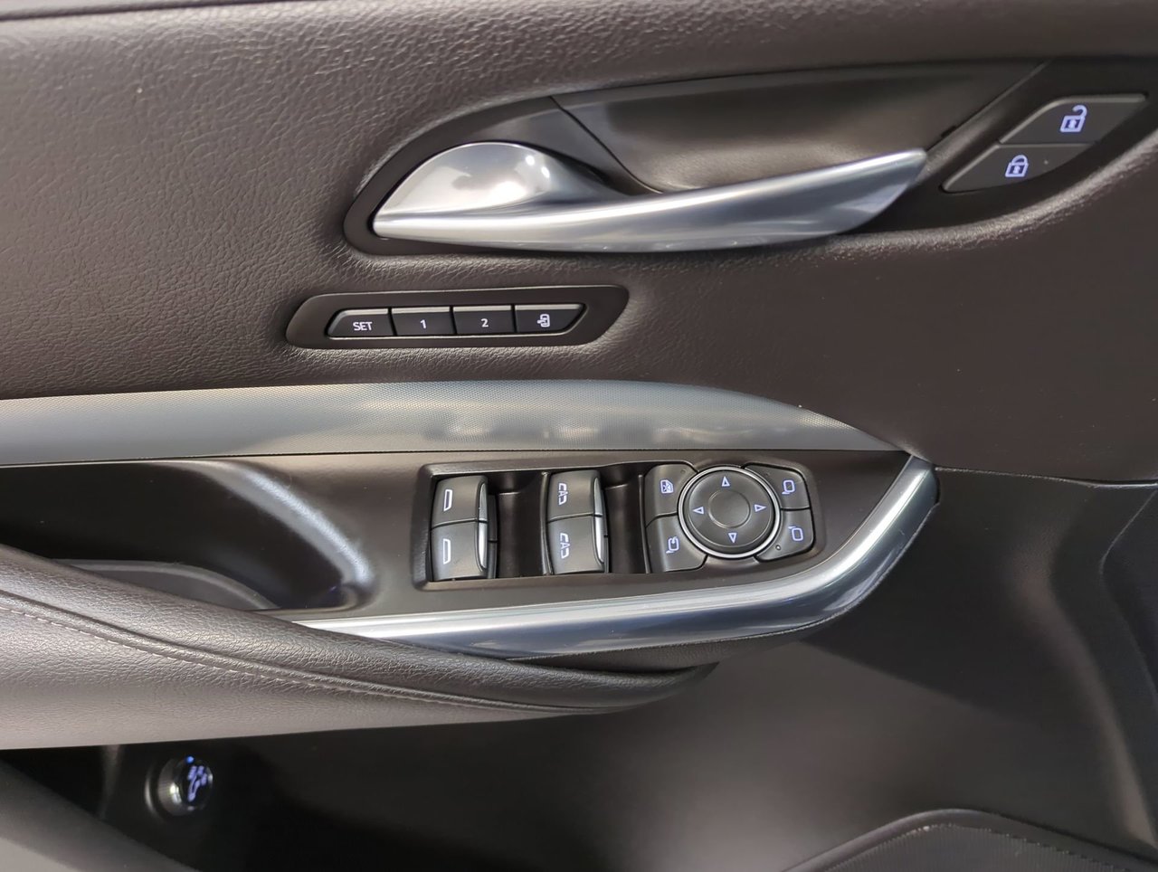 2020 Cadillac XT4 AWD Premium Luxury-12