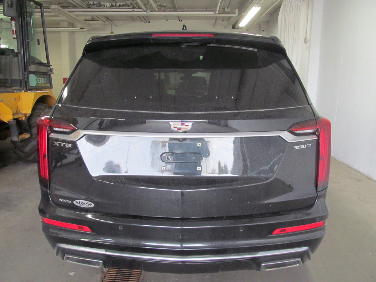 2023 Cadillac XT6 AWD Luxury-2