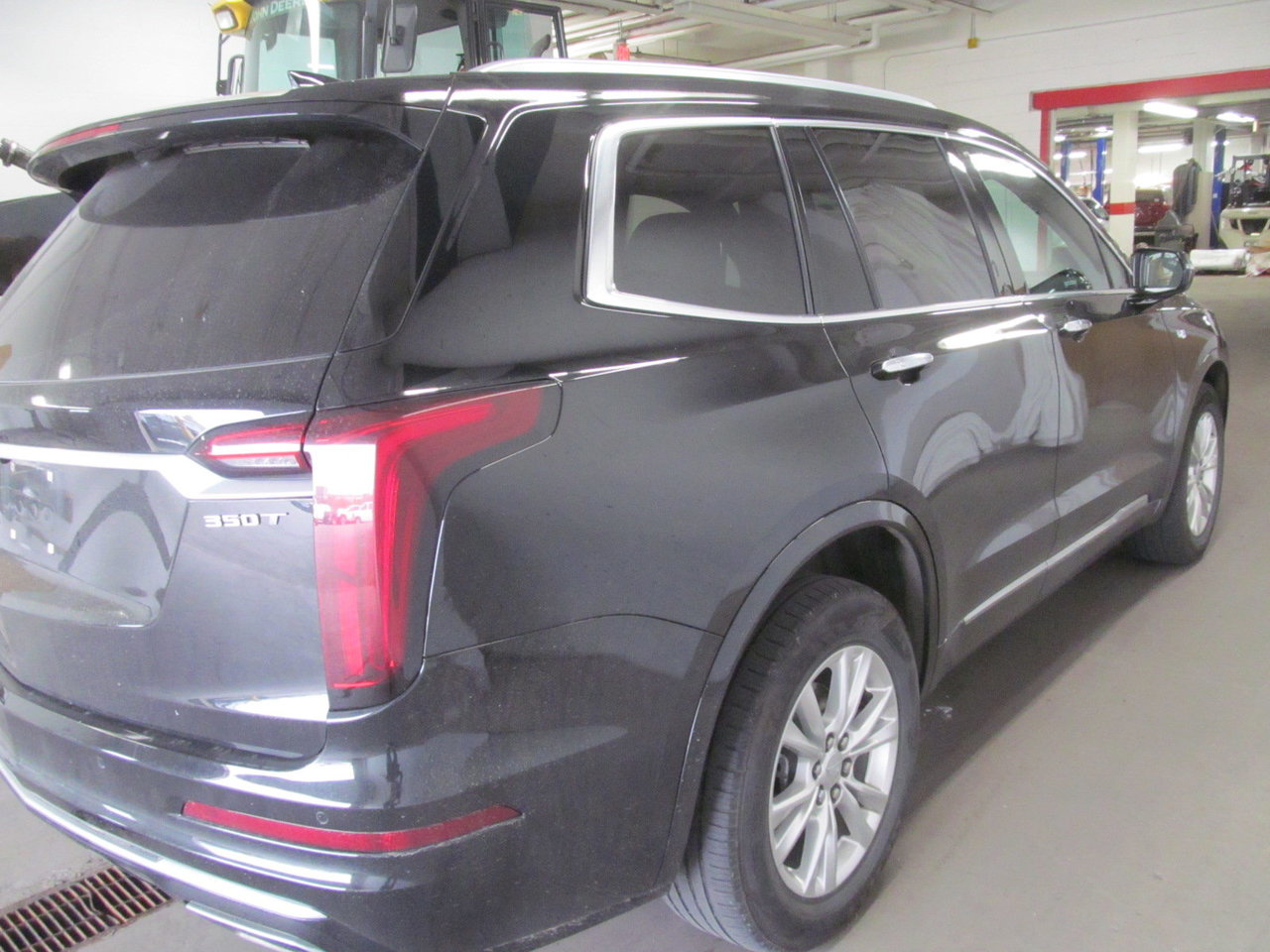 2023 Cadillac XT6 AWD Luxury-3