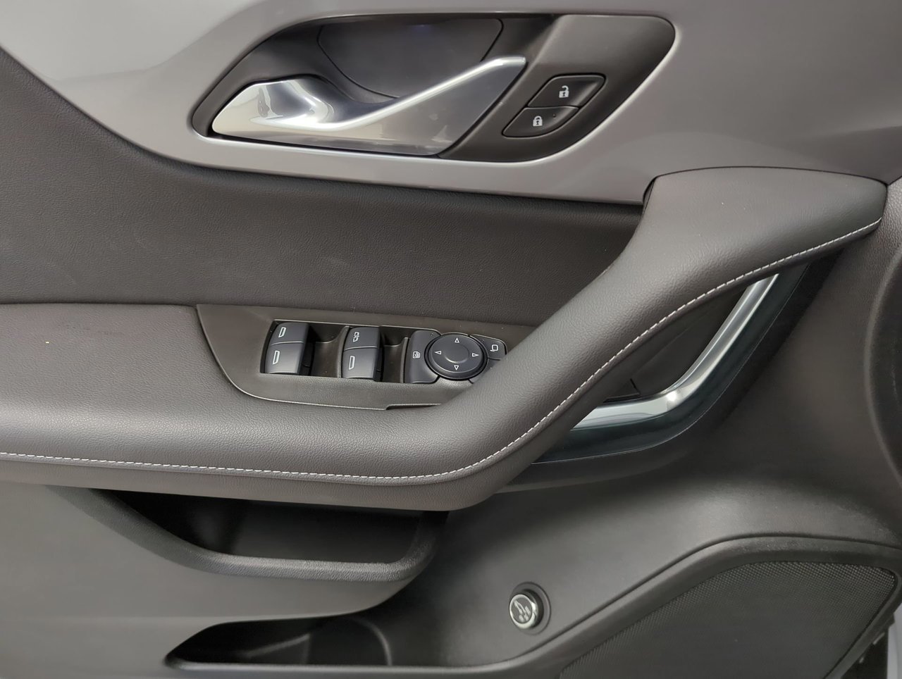 2025 Chevrolet Blazer True North-12