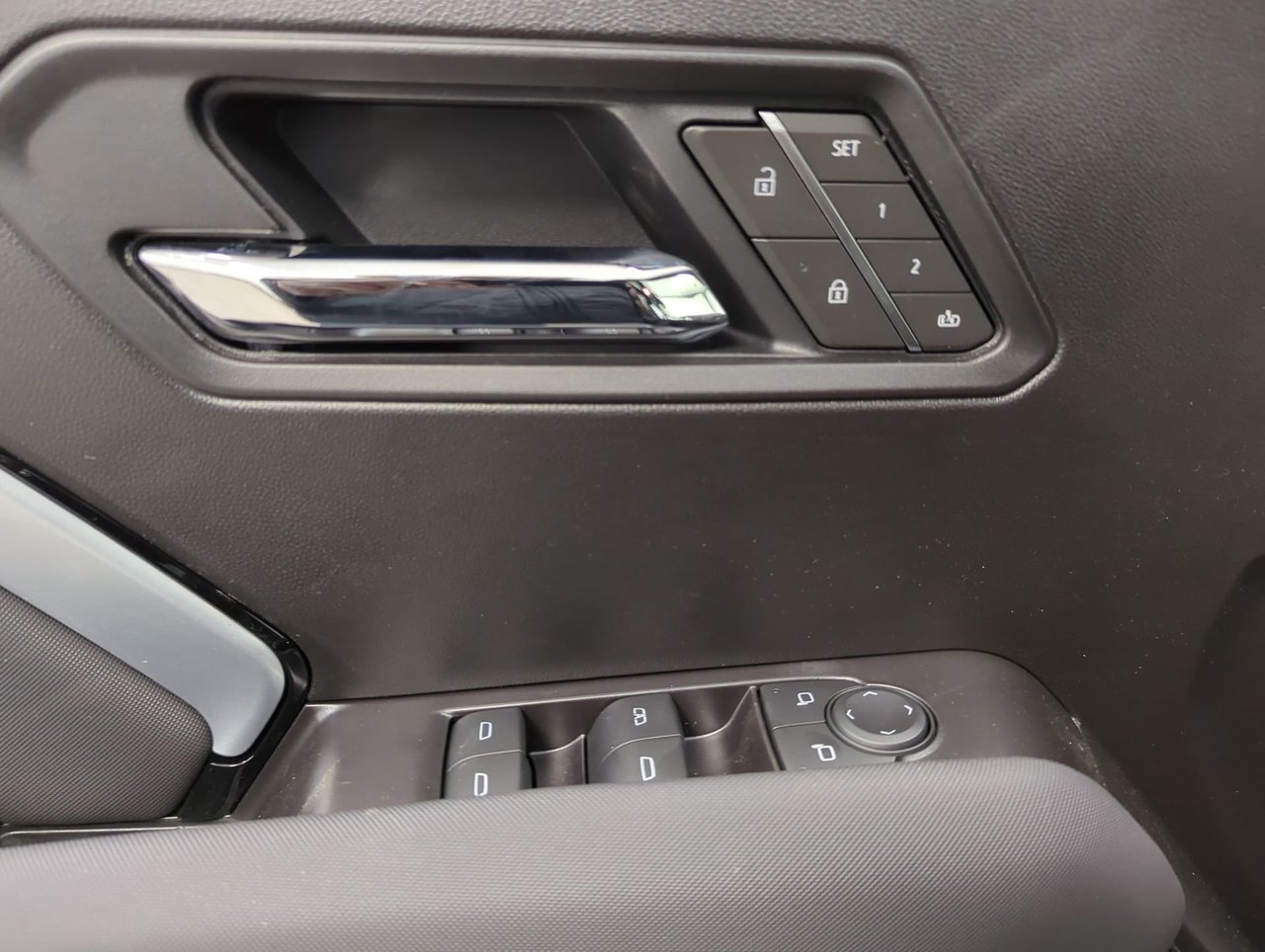 2025 Chevrolet Colorado Z71-12