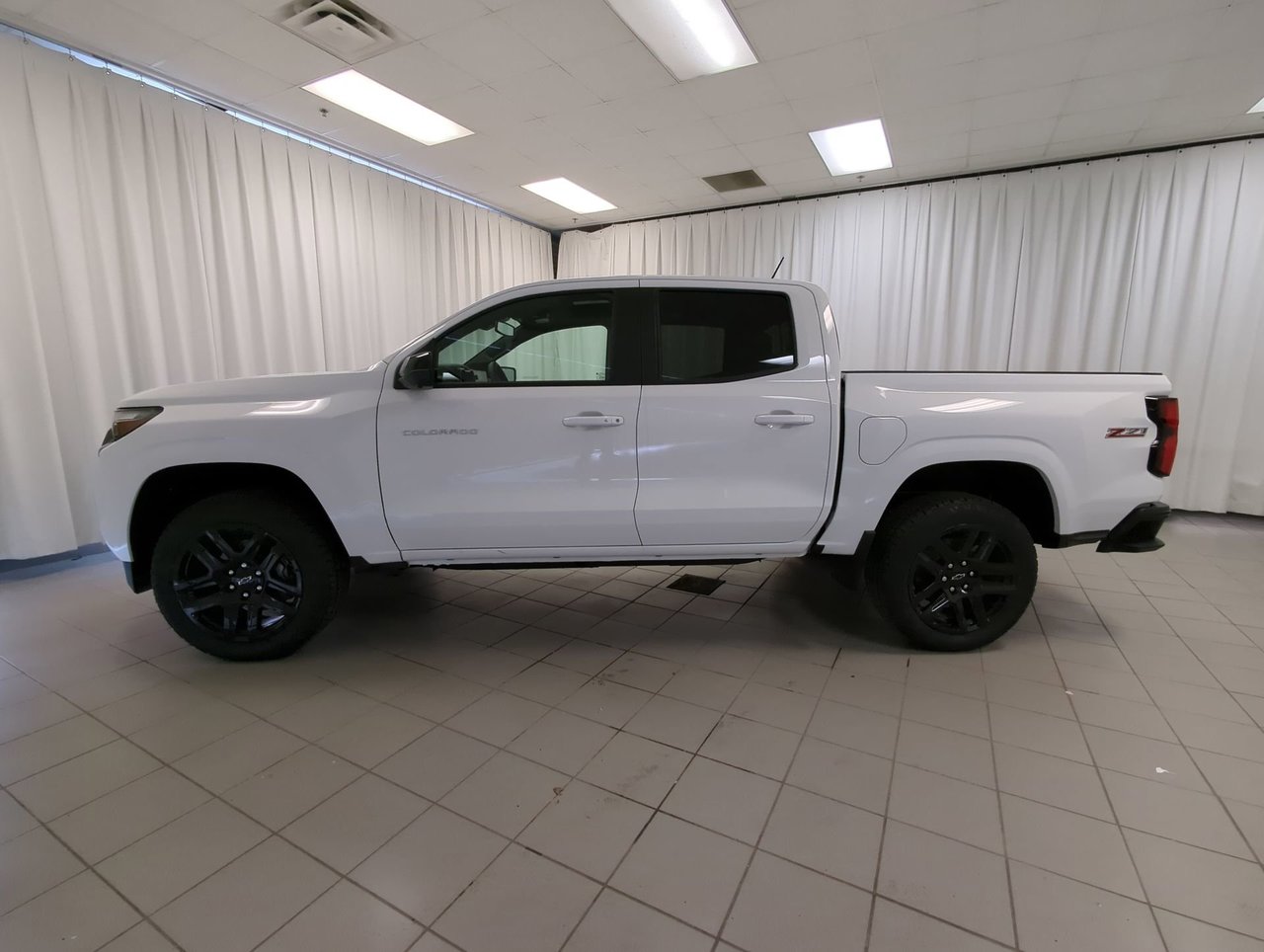 2025 Chevrolet Colorado Z71-4