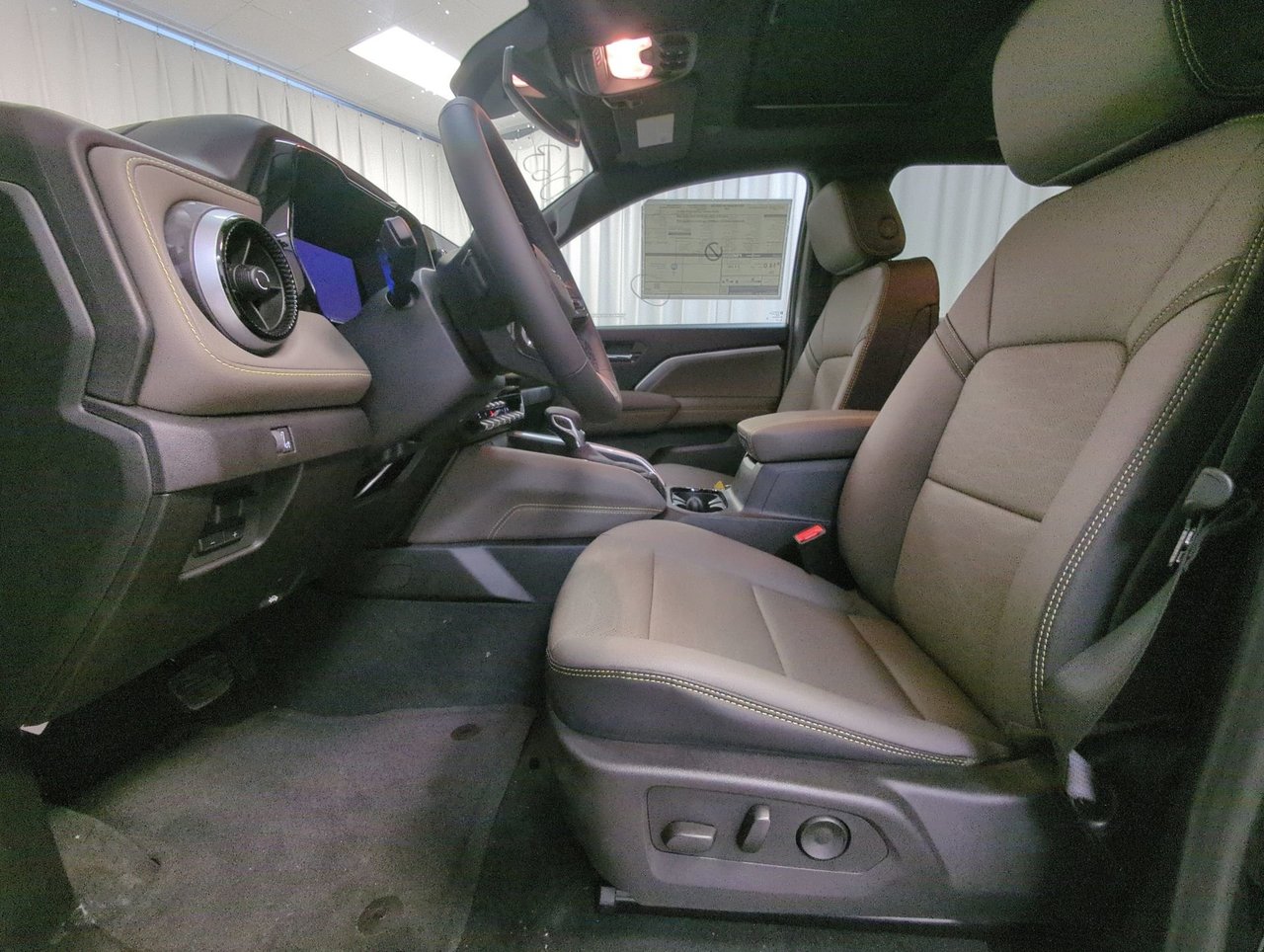 2025 Chevrolet Colorado ZR2-10